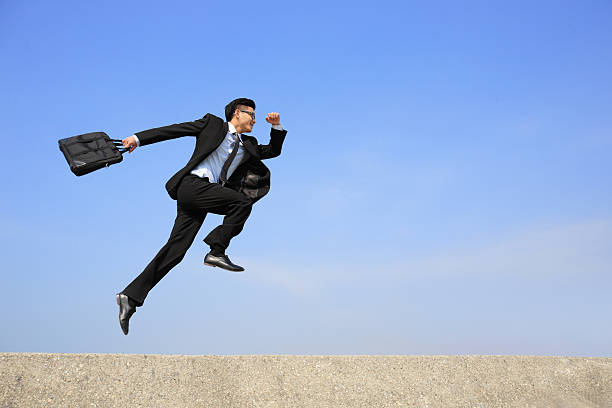 행복함 비즈니스 남자 실행 - jumping business people businessman 뉴스 사진 이미지