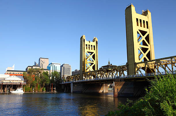 istock Sacramento Skyline and the Tower Bridge 530916679