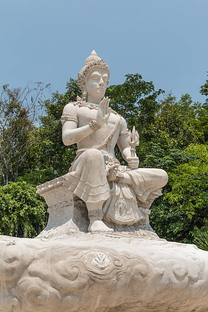 istock Statue of Sakra in Buddhism 530939570