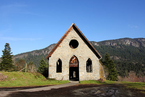 istock Old Stone Church 530942347