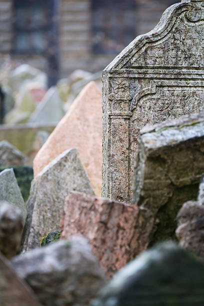 istock Old Jewish Cemetery in Prague 530949073