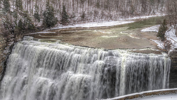 istock The Middle Falls at Letchworth State Park 530959853