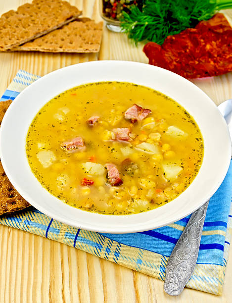 istock Soup pea with crispbreads on the plate 530983947