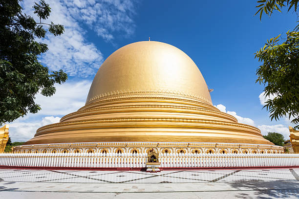 istock Kaunghmudaw Pagoda in Sagaing, Myanmar 530984733