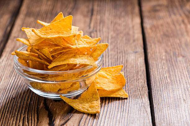 istock Portion of Nachos 530987287