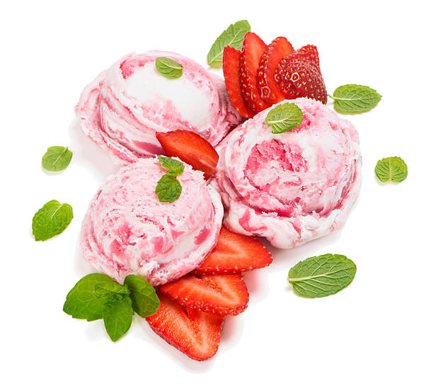 istock Ice cream with fresh strawberry. 530996354