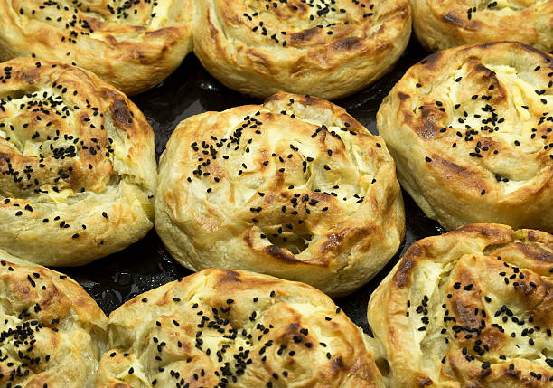 Gougère: Pão de Queijo Francês, o Aperitivo Ideal - receita deliciosa profissional - passo 1