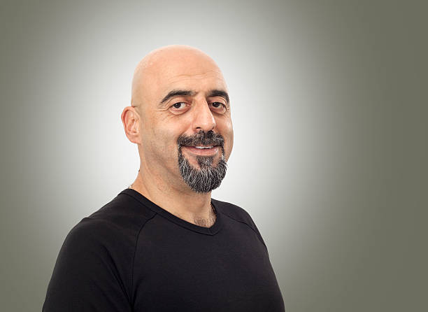 istock Portrait of man on gray background 531001673