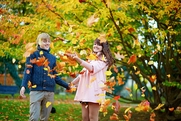 istock Romantic couple in Paris on a fall day 531008528