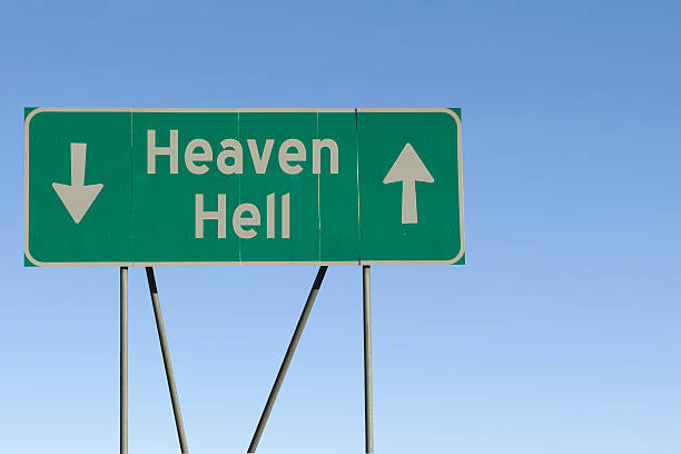 niebo i hell - heaven hell road sign sign zdjęcia i obrazy z banku zdjęć