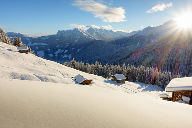 schihütte im schigebiet von mayrhofen - alpin stock-fotos und bilder