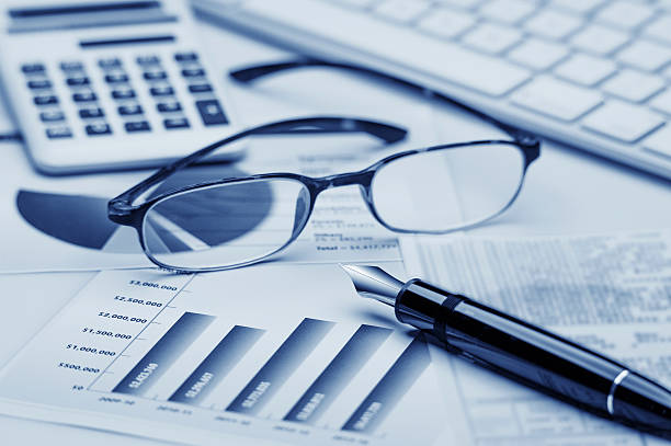 istock Financial accounting and stock analysis 531015735