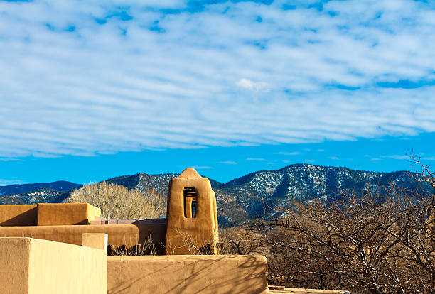 istock Rooftops and Snowy Hills of Santa Fe, NM 531016329