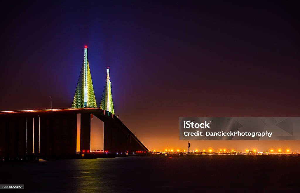 Pont Sunshine Skyway - Photo de Nuit libre de droits