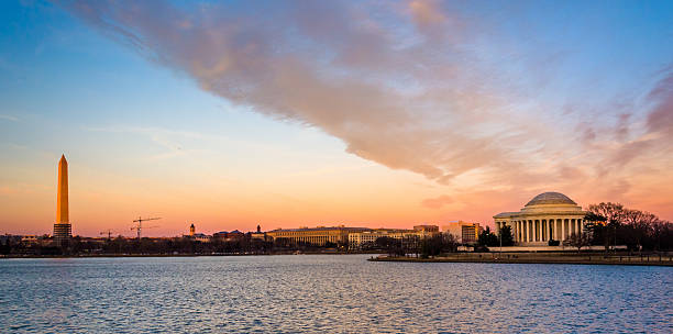 istock The Washington Monument and Thomas Jefferson Memorial at sunset, 531023191