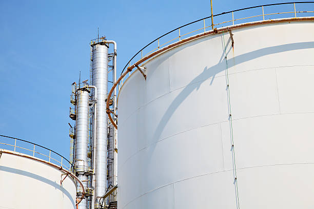 istock Oil and Gas Refinery Plant 531037301