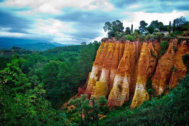istock Ochre hills of Roussillon 531039065