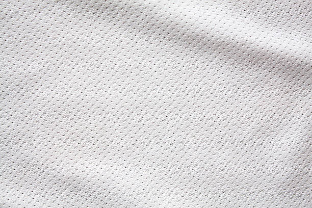 des vêtements de sport en maillot blanc - jersey en matière textile photos et images de collection