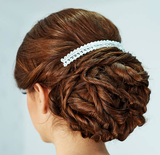 istock the bride's hairbun 531057030