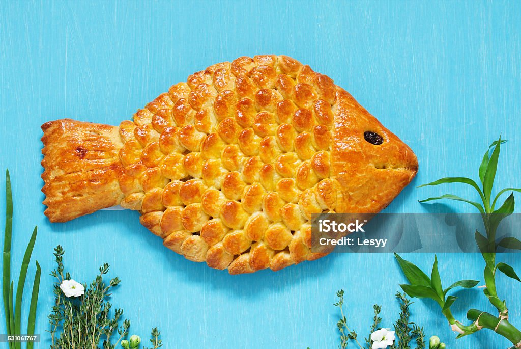 Fish Pie Fish Shape Fish Pie In The Form Of Fish Stock Photo - Download Image Now - 2015 ...
