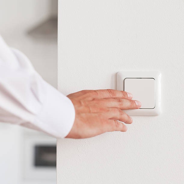 전원 켜기 - switch light switch electricity human hand 뉴스 사진 이미지