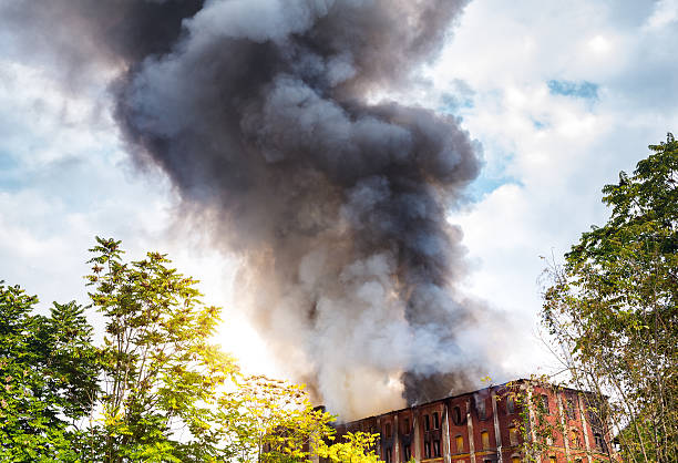 Fire Spreading Building 3,000+ Fire Spreading Stock Photos, Pictures & Royalty-Free Images - iStock