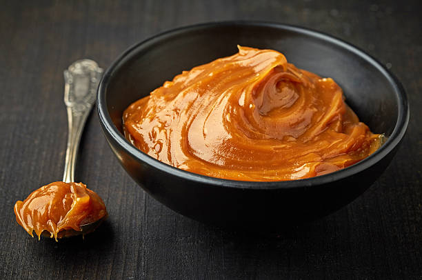 istock Bowl of melted caramel cream 531123305