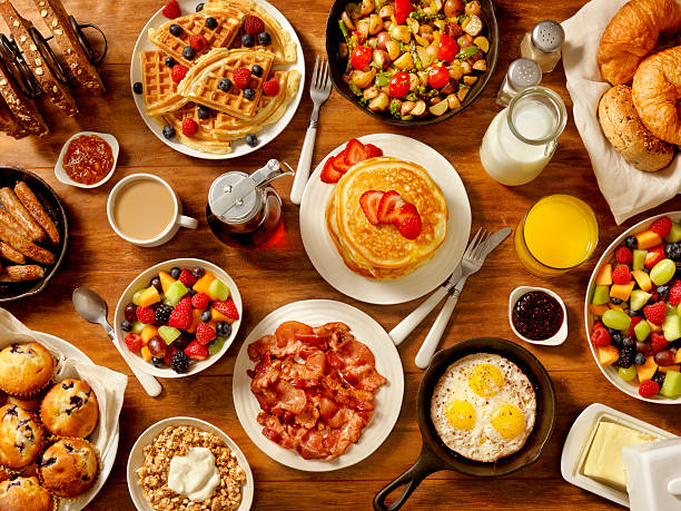 banquete de pequeno-almoço - waffle breakfast food sweet food imagens e fotografias de stock