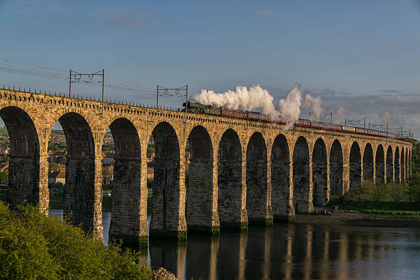 istock Train Crossing Royal Border Bridge Berwick 14th May 2016 531192638