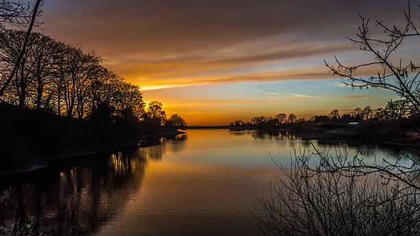 istock English Countryside Winter Sunset 531225149