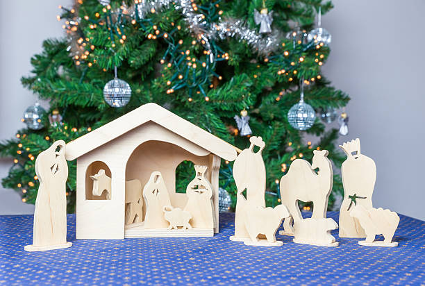 istock Wooden christmas stable with religious bible figurines 531243841