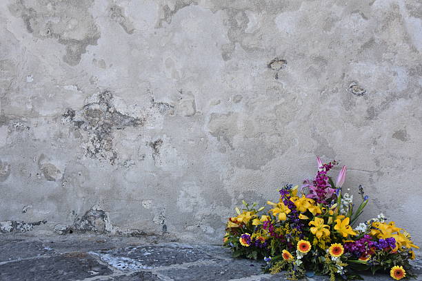 istock Flowers memorial wall 531256982