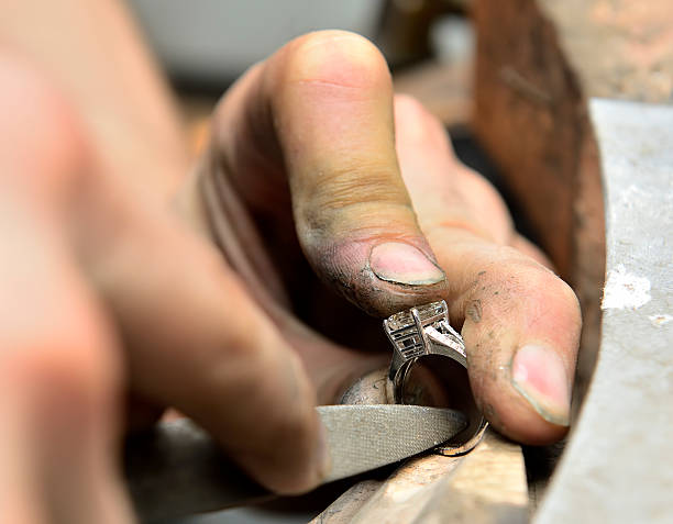 istock Jeweller 531265051