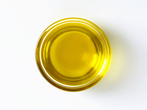 Olive oil in glass bowl