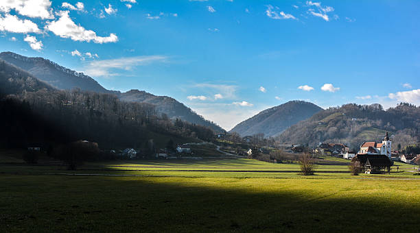 istock Village Poljcane Boc 531295735