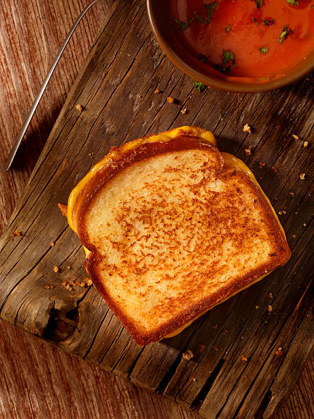 istock Grilled Cheddar Cheese Sandwich with Tomato Soup 531307202