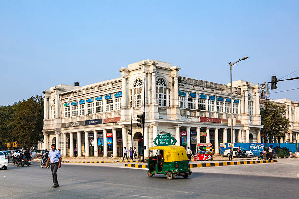 personnes de connaught place - 1930s style architecture architectural feature architectural styles photos et images de collection