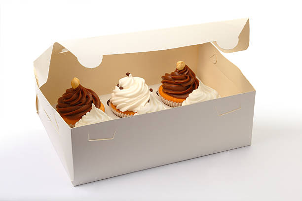 istock Six Cupcakes are in the Delivery Box over white background 531322280