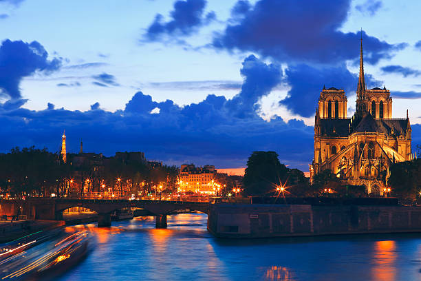 istock Notre Dame de Paris at night (50 mp) 531325078