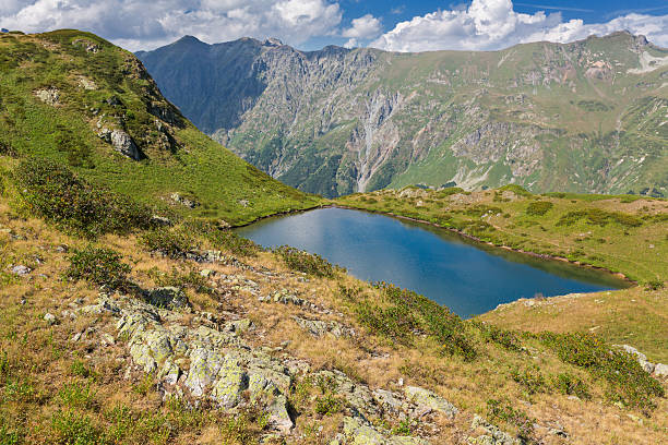 istock Beautiful scenery landscape with mountain lake 531330560