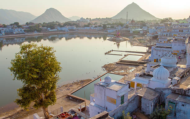 istock Sacred lake in Pushkar, Rajasthan, India 531347783