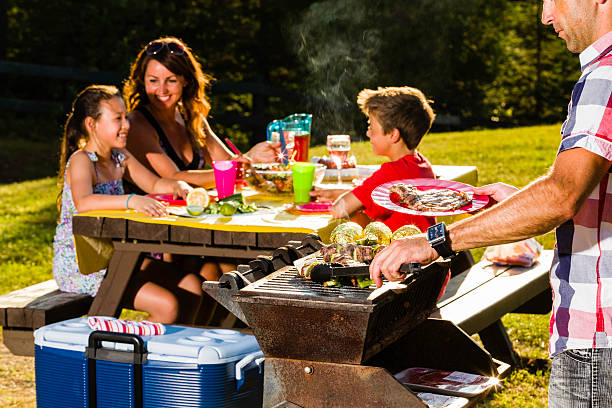 istock Family camping eat 531360459