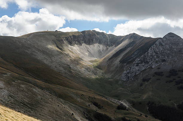 istock Bove Mount view in Autumn 531361463