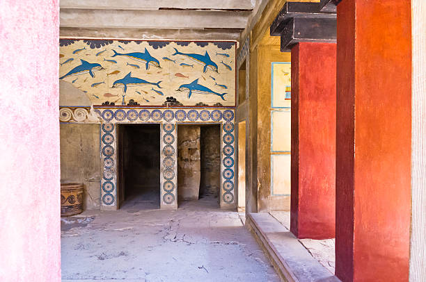 Details of queen's room at Knossos palace near Heraklion, Crete Details of queen's room at Knossos palace near Heraklion, island of Crete, Greece minoan photos stock pictures, royalty-free photos & images