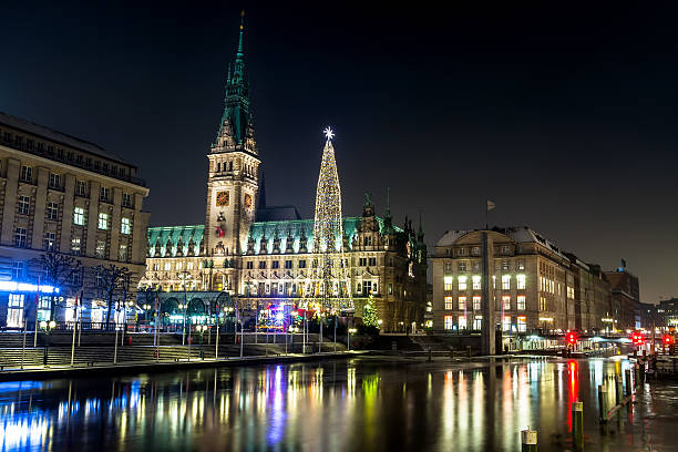 istock Christmas illuminations at square before Rathaus in Hamburg 531385371