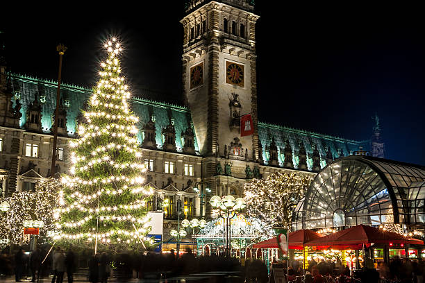 istock Hamburg Christmas Market, Germany 531387073