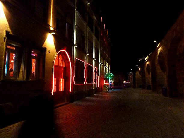 nurnberg の赤いライト street frauentormauer ,ドイツ - prostitution night horizontal outdoors ストックフォトと画像