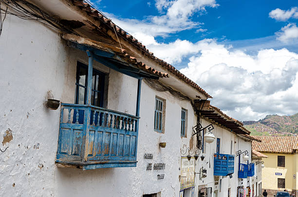 House in Cusco House in Cusco, Peru fracturable stock pictures, royalty-free photos & images