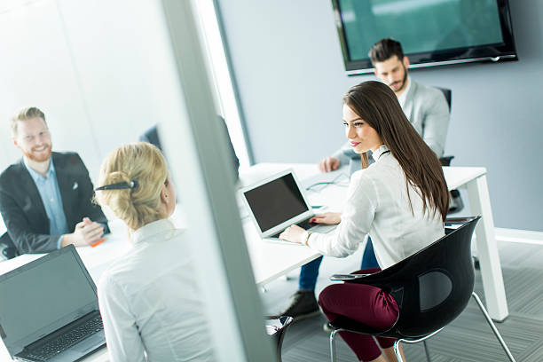 istock Business people 531405096