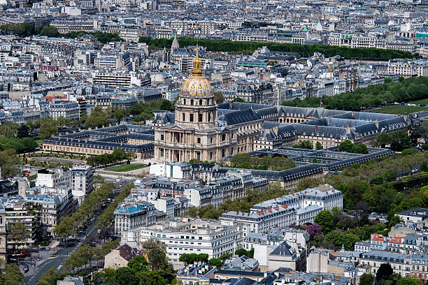 istock Paris sunny blue sky aerial view 531407584
